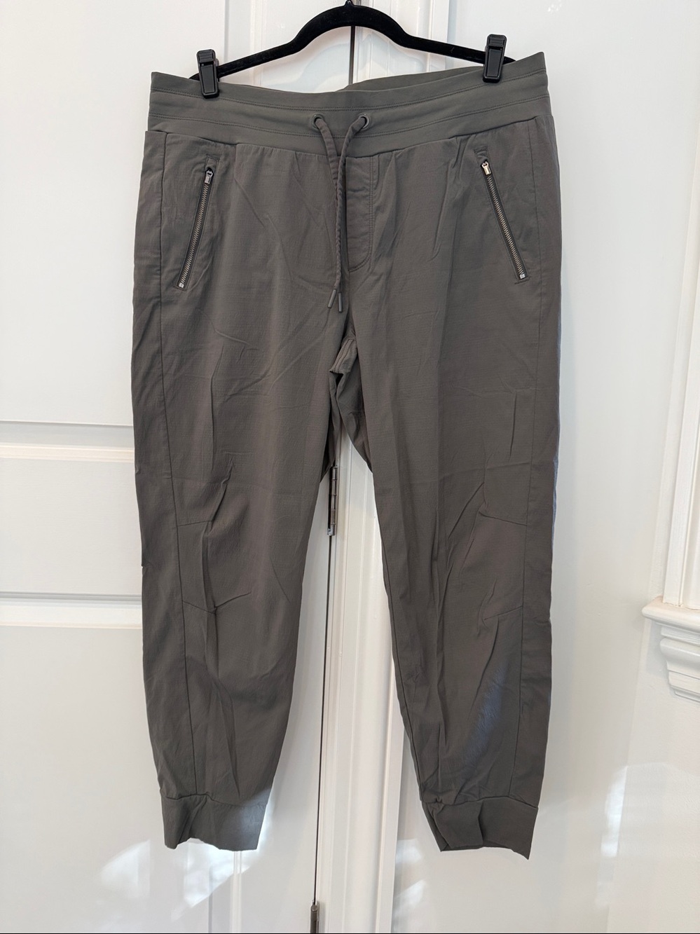 Athleta Trekkie North Jogger Size 14 Mountain Olive